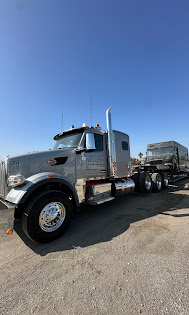 Peterbilt heavy hauler